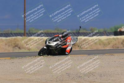 media/Sep-11-2022-SoCal Trackdays (Sun) [[81b7e951af]]/Turn 16 (945am)/